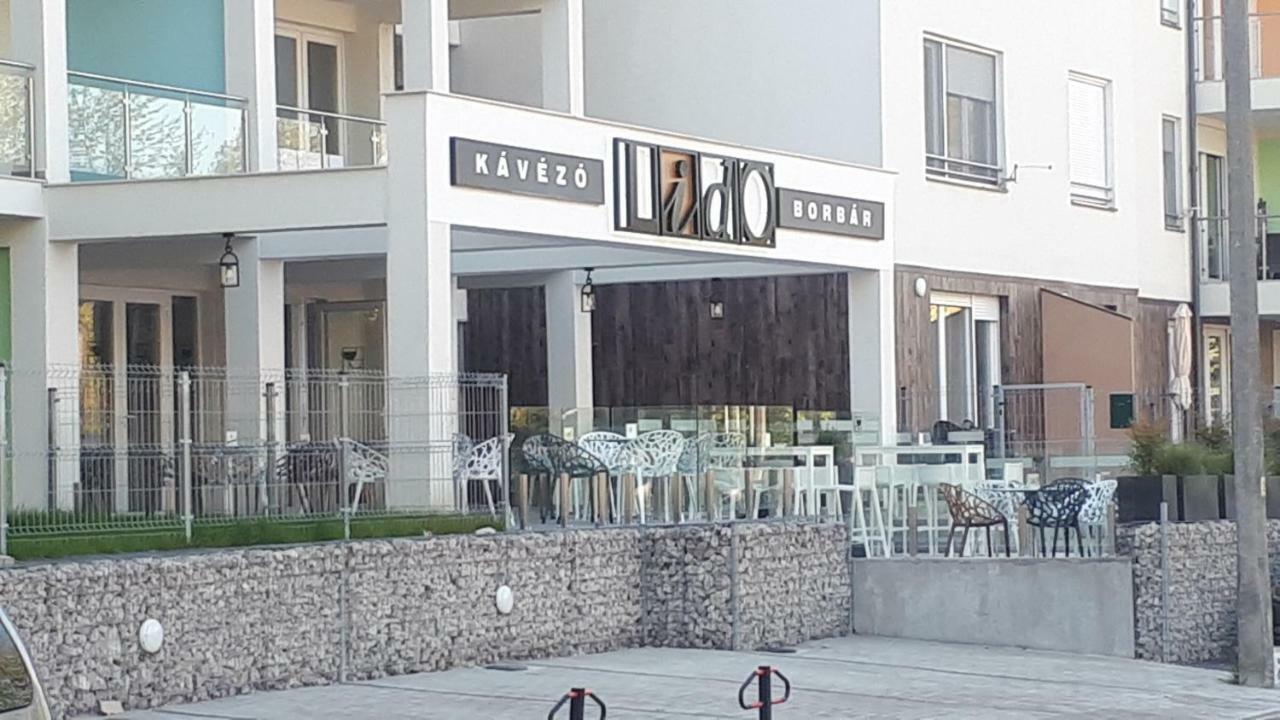 Lido Riviera Apartman Balatonlelle Eksteriør bilde